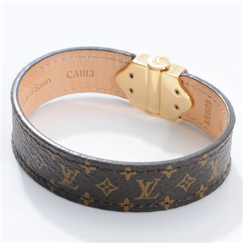 louis vuitton leather bracelet sizing|bracelet louis vuitton price.